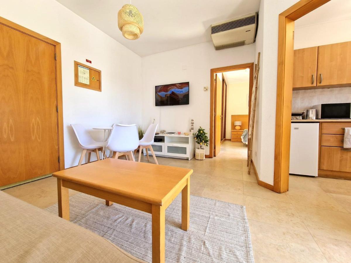 Zarco - Cosy Apartment In Vilamoura With A Balcony With View To The 2 Swimming Pools - Near The Beach & The Marina Quarteira Kültér fotó