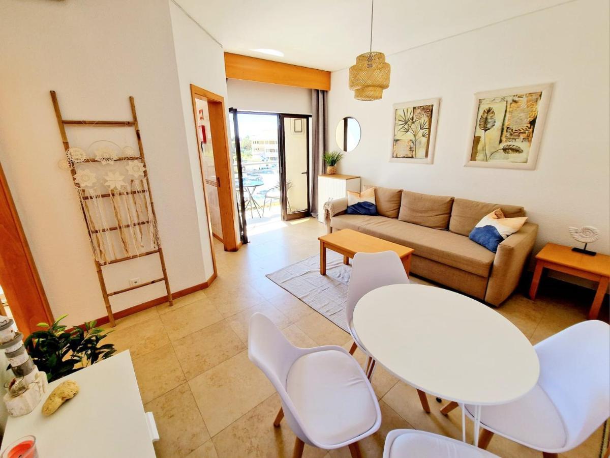 Zarco - Cosy Apartment In Vilamoura With A Balcony With View To The 2 Swimming Pools - Near The Beach & The Marina Quarteira Kültér fotó