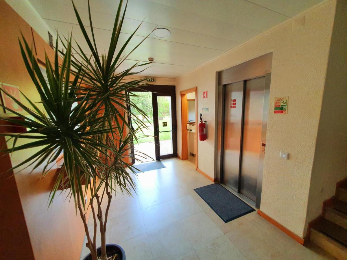 Zarco - Cosy Apartment In Vilamoura With A Balcony With View To The 2 Swimming Pools - Near The Beach & The Marina Quarteira Kültér fotó