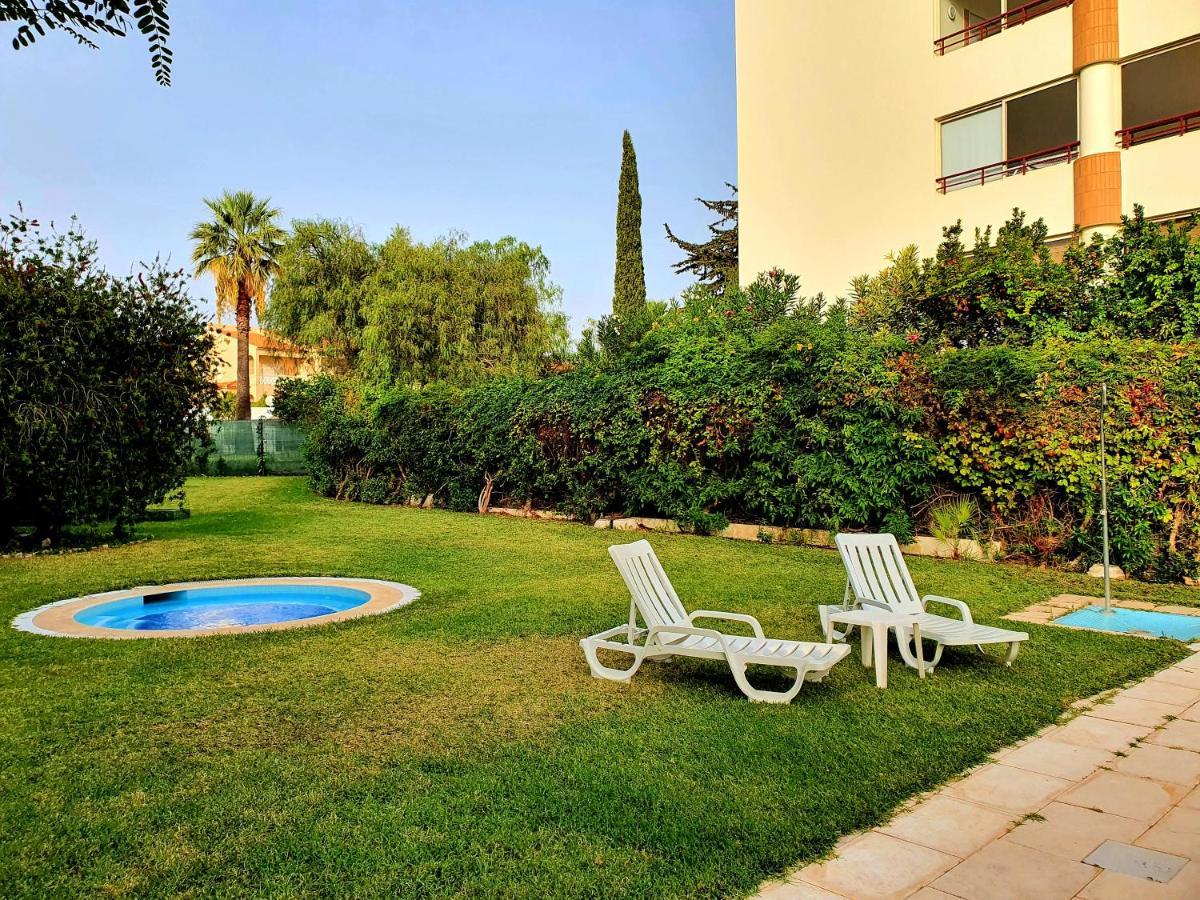 Zarco - Cosy Apartment In Vilamoura With A Balcony With View To The 2 Swimming Pools - Near The Beach & The Marina Quarteira Kültér fotó