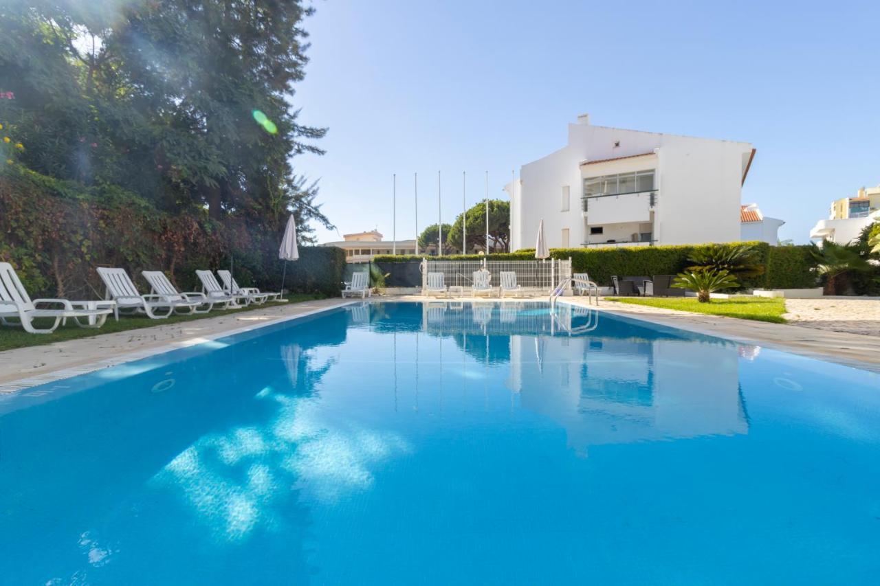 Zarco - Cosy Apartment In Vilamoura With A Balcony With View To The 2 Swimming Pools - Near The Beach & The Marina Quarteira Kültér fotó