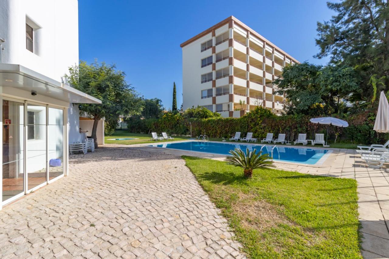 Zarco - Cosy Apartment In Vilamoura With A Balcony With View To The 2 Swimming Pools - Near The Beach & The Marina Quarteira Kültér fotó