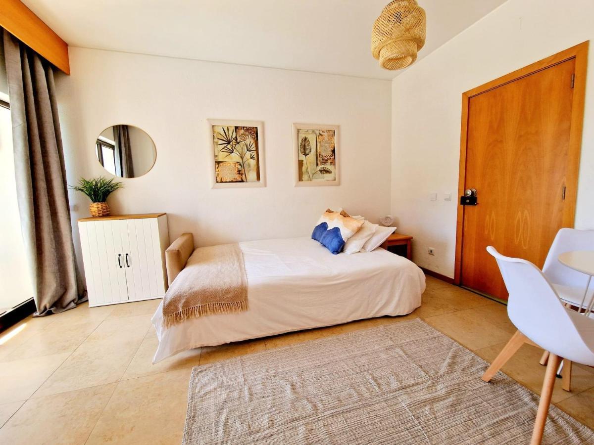 Zarco - Cosy Apartment In Vilamoura With A Balcony With View To The 2 Swimming Pools - Near The Beach & The Marina Quarteira Kültér fotó
