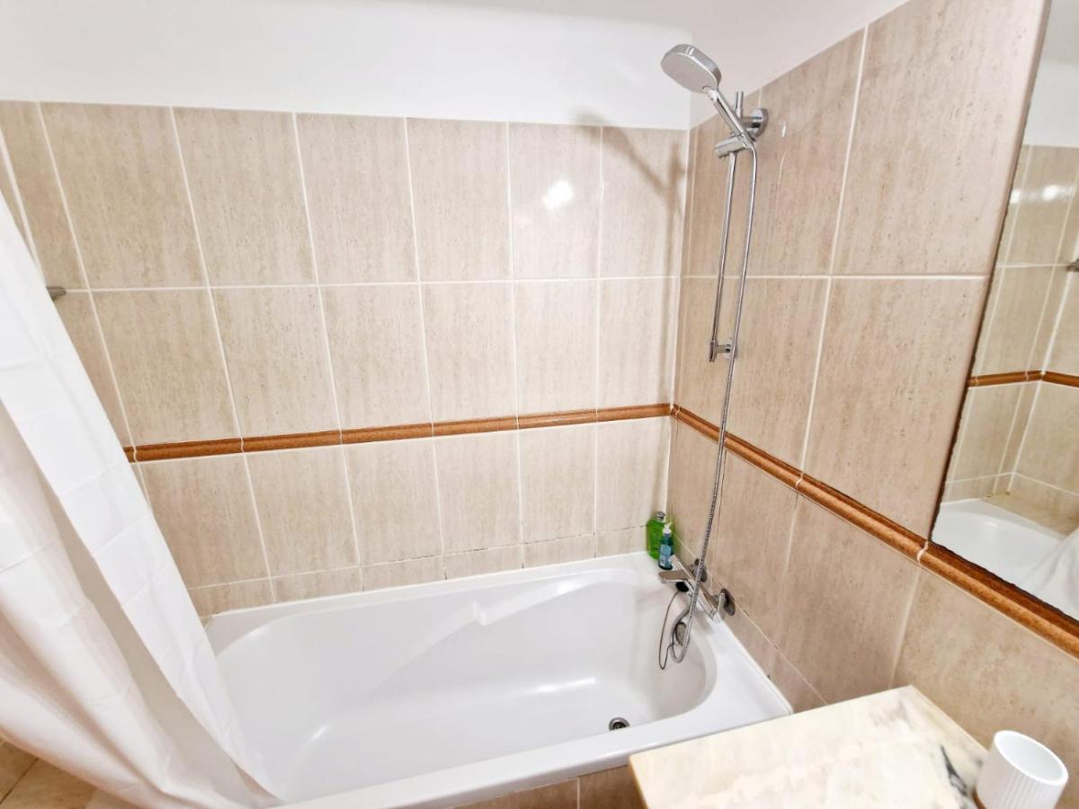 Zarco - Cosy Apartment In Vilamoura With A Balcony With View To The 2 Swimming Pools - Near The Beach & The Marina Quarteira Kültér fotó