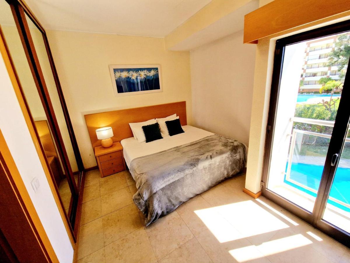 Zarco - Cosy Apartment In Vilamoura With A Balcony With View To The 2 Swimming Pools - Near The Beach & The Marina Quarteira Kültér fotó