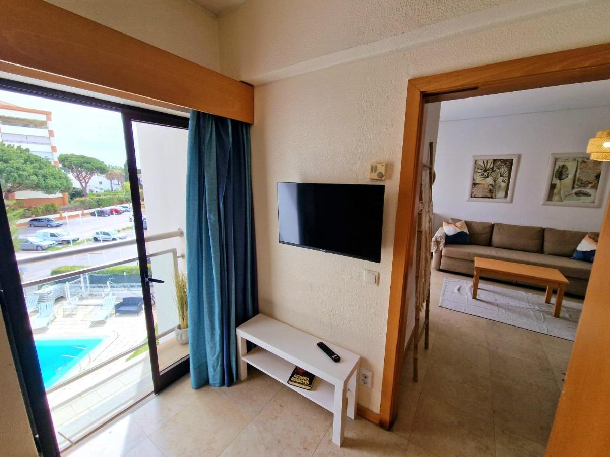 Zarco - Cosy Apartment In Vilamoura With A Balcony With View To The 2 Swimming Pools - Near The Beach & The Marina Quarteira Kültér fotó